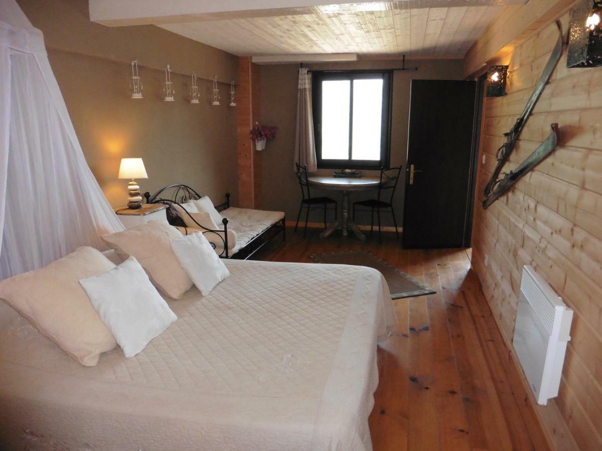 Chalet De Barraou Bed & Breakfast Binos Exterior photo