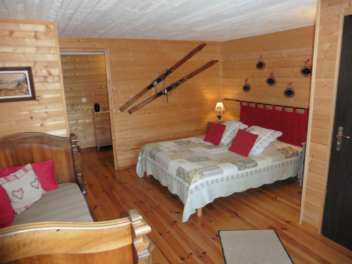 Chalet De Barraou Bed & Breakfast Binos Exterior photo
